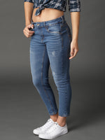 Women Blue Skinny Fit Mid-Rise Low Distress Stretchable Crop Jeans